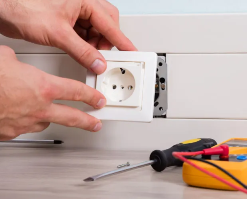 Servicii profesionale de instalare și reparații electrice în Timișoara: Experiență vastă și atenție la detalii. 2 01282 montaj prize